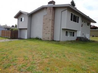 22601 42nd Pl W, Mountlake Terrace, WA 98043