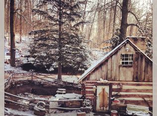 357 Big Spring Rd, Etters, PA 17319