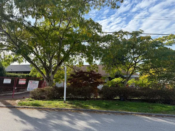 10259 124a St, Surrey, BC V3V 4W7