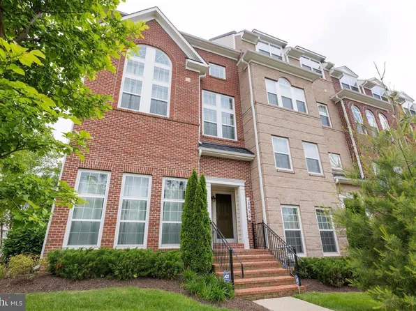 13528 Waterford Hills Blvd #13528, Germantown, MD 20874