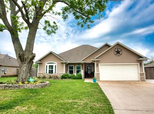 512 Wellshire, West Columbia, TX 77486