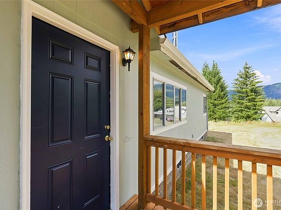 4th image of 159 Jack-Pine Road