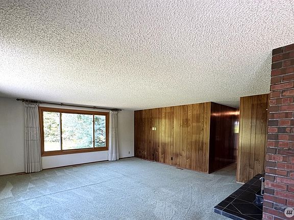 3rd image of 251 Broadview Road