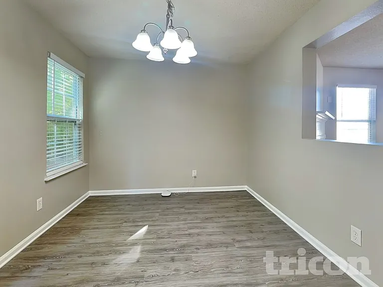 7360 Old Chapel — Photo 4