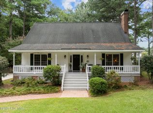 318 Dupont Cir, Greenville, NC 27858