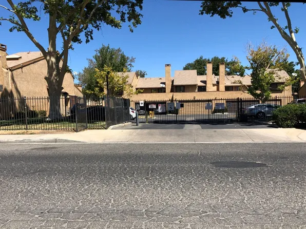 1841 E Avenue J4 APT 3, Lancaster, CA 93535