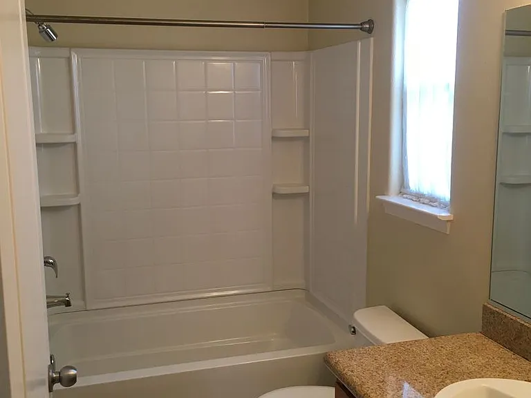 2113 Vienna Way — Photo 6