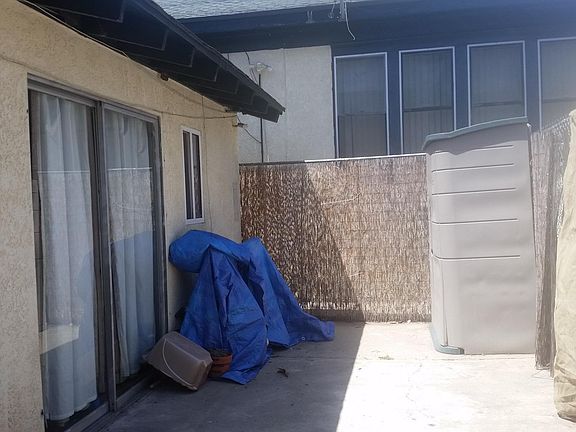 3rd image of 719 S Victoria Ave #Casita