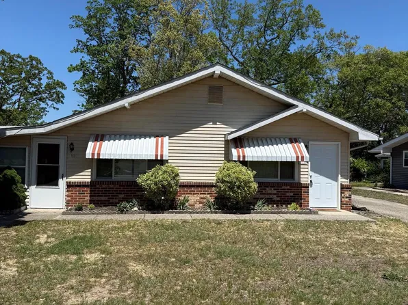 166 Elmtowne Blvd, Hammonton, NJ 08037