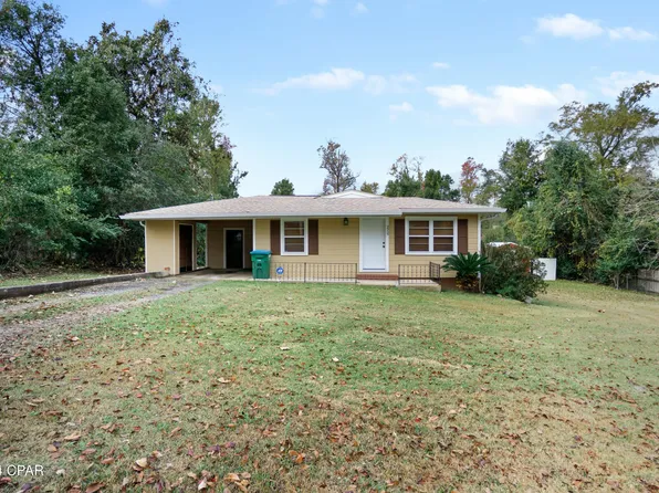 2959 Park St, Marianna, FL 32446