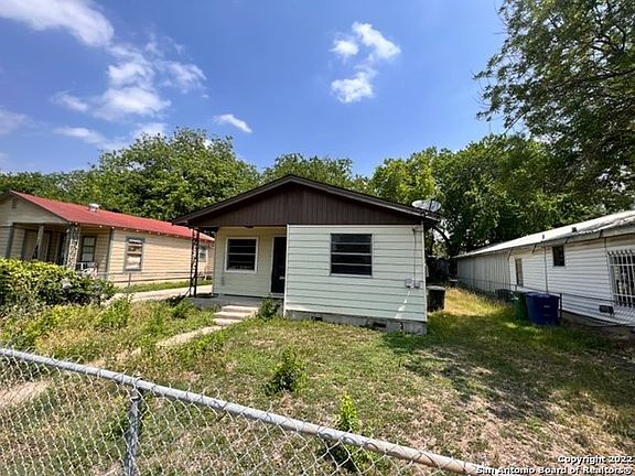 2nd image of 247 E Baylor