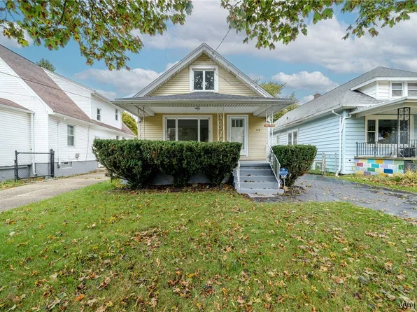 136 Altruria St, Buffalo, NY 14220