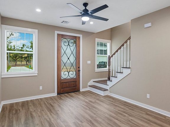 2nd image of 815 Pujo St