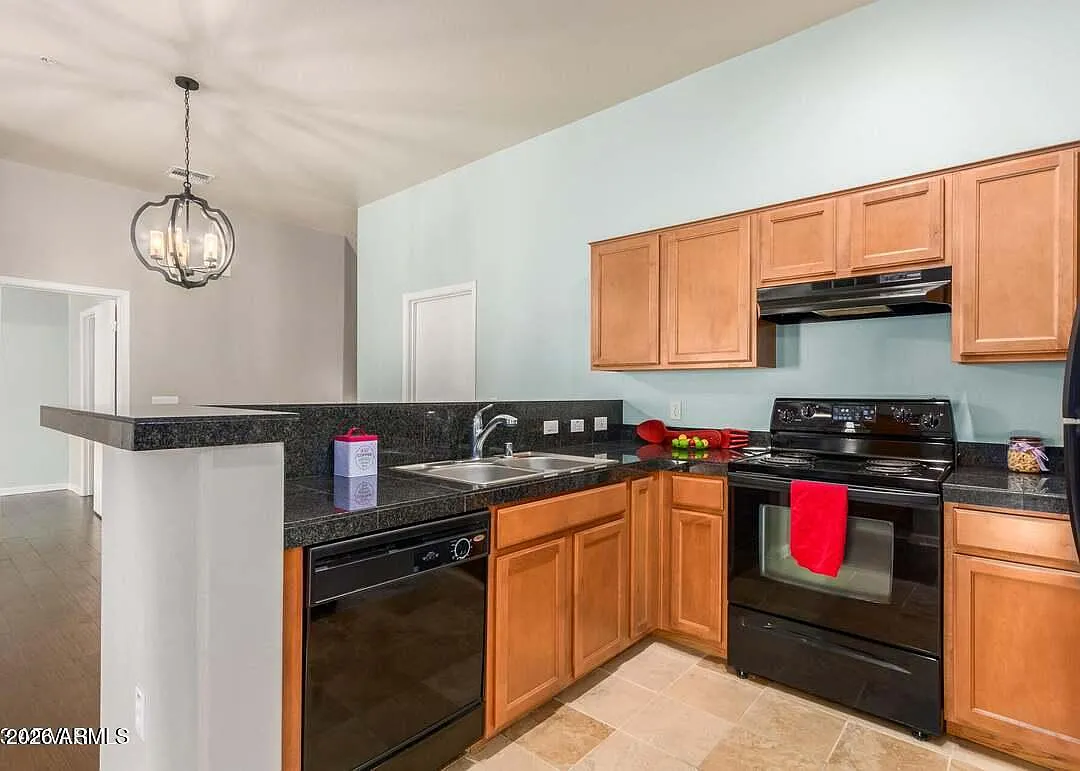 2 bed, 1158 sqft, $2,000 — Photo 4