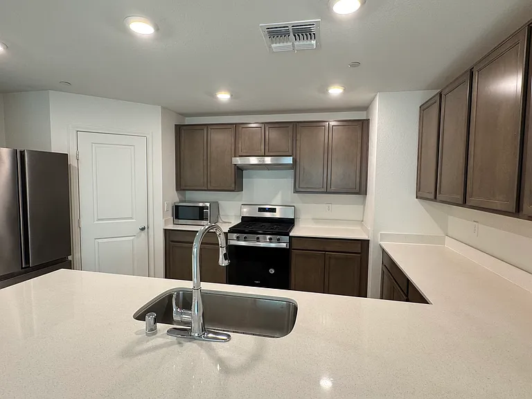 3535 Montepulciano Ln — Photo 6