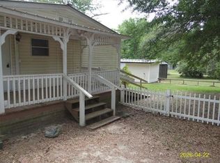 1727 Arrowhead Dr, Eufaula, AL 36027