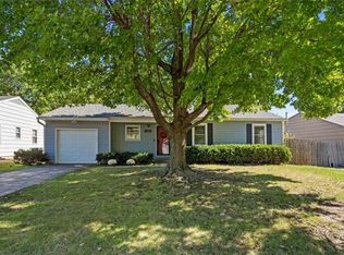 7605 Falmouth St, Prairie Village, KS 66208