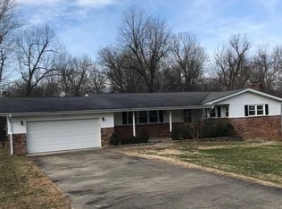 355 Pepper Ln, Paducah, KY 42001