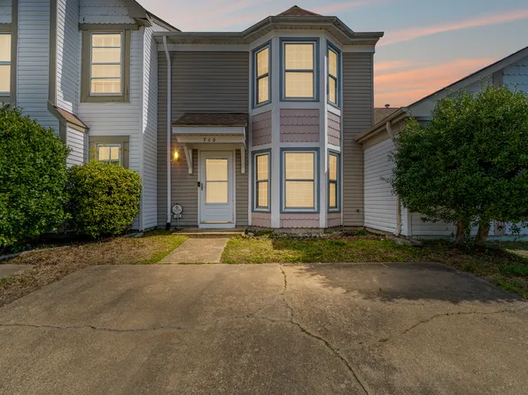 760 Goodard Dr, Virginia Beach, VA 23454