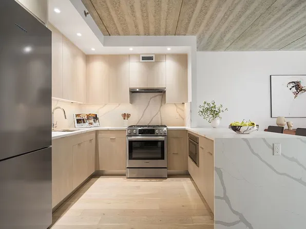 175 Spencer St APT 2E, Brooklyn, NY 11205