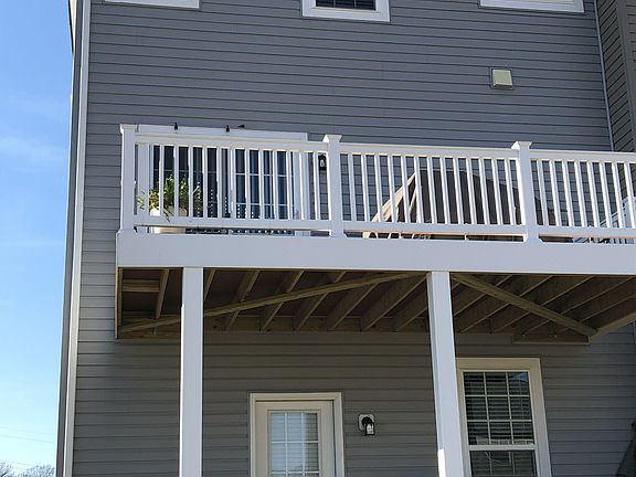 2nd image of 9613 Eaves Dr