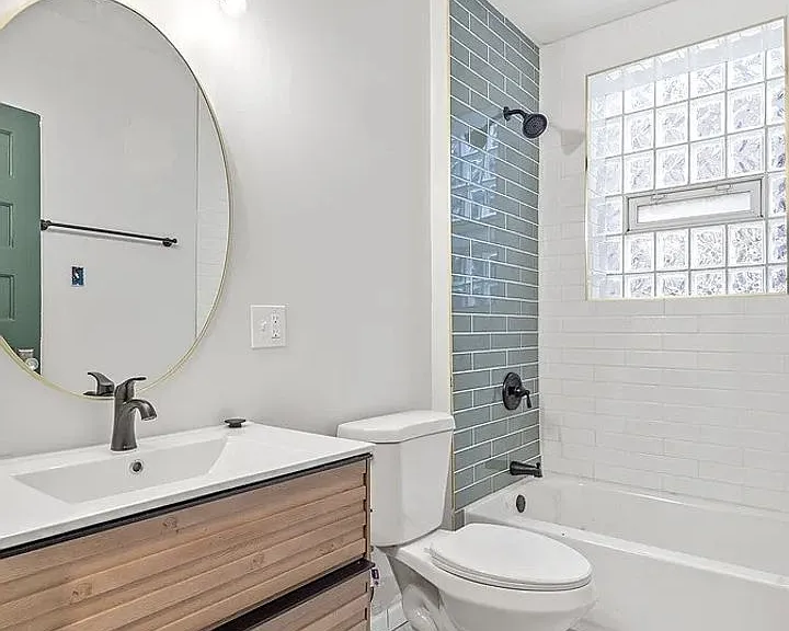 3176 Gustine Ave — Photo 14