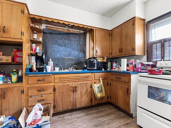 5th image of 1226 Ashland Ave