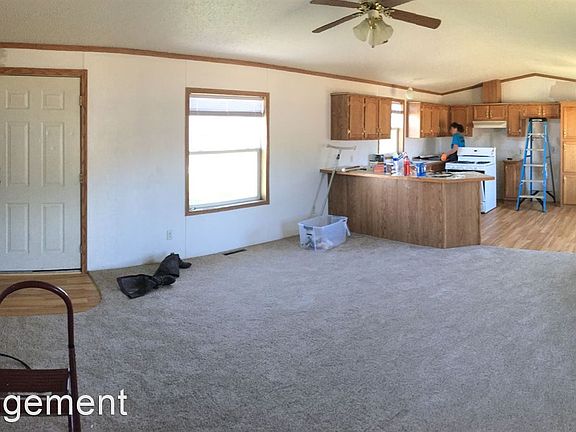 2nd image of 2740 Donna Ave
