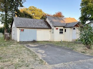 443 S 34th St, Springfield, OR 97478