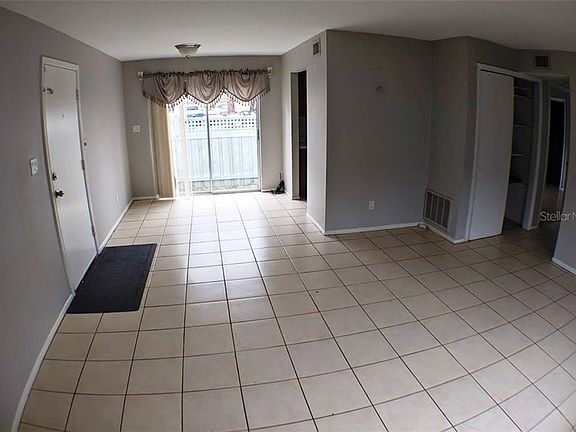 4th image of 2753 Herwald St