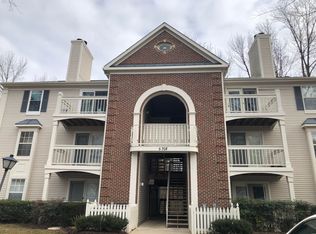 5708 Shadwell Ct UNIT 102, Alexandria, VA 22309