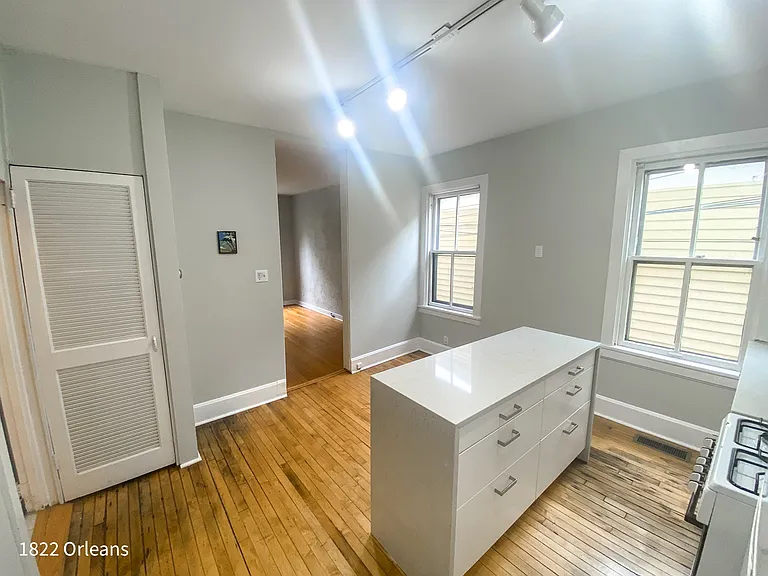1822 N. Orleans St. — Photo 5