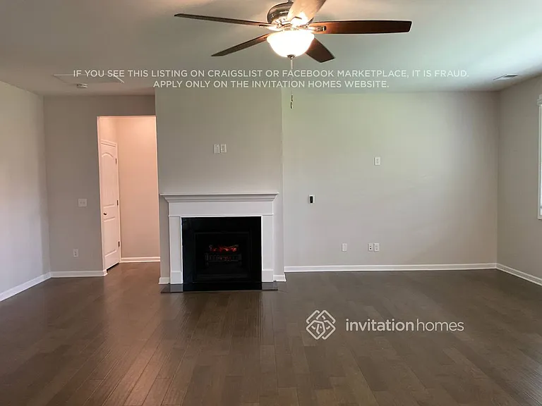 8026 Forest Hills Dr — Photo 4
