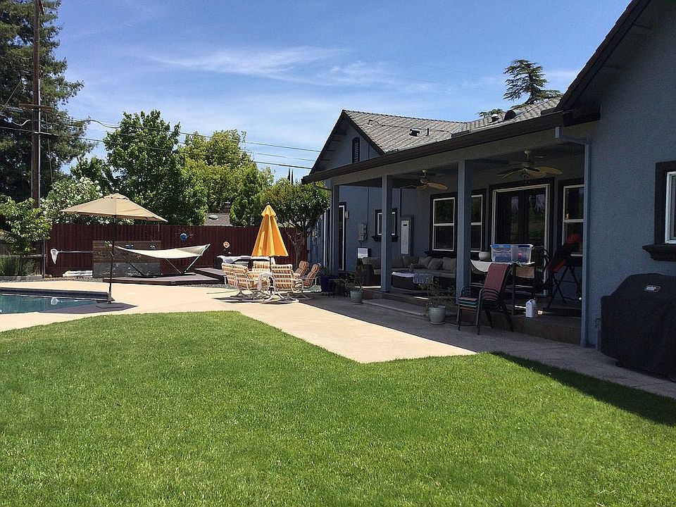 2nd image of 3960 Maudray Way
