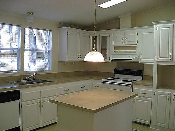 5th image of 274 Southside Dr