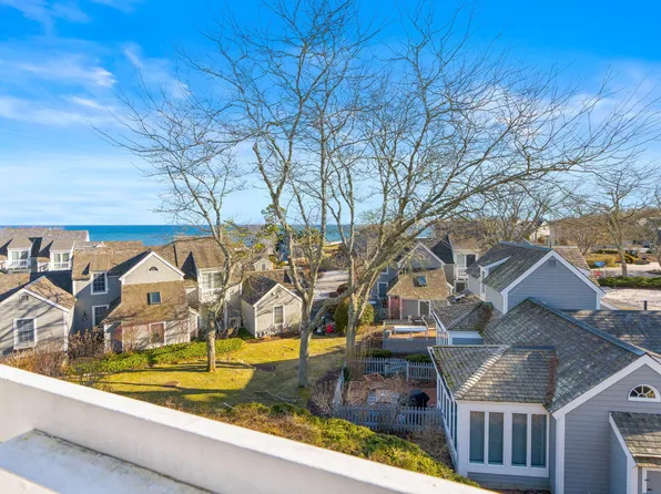 12 Barneys Avenue, Mashpee, MA 02649