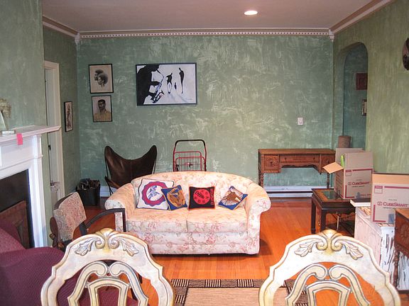2nd image of 4 Park Ln APT 5F