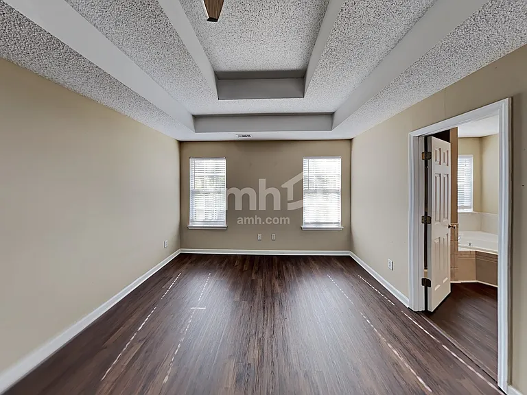 6004 W Rosie Ln SE — Photo 9