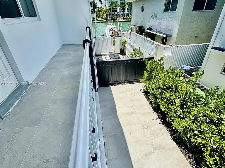 7342 Gary Ave — Photo 45