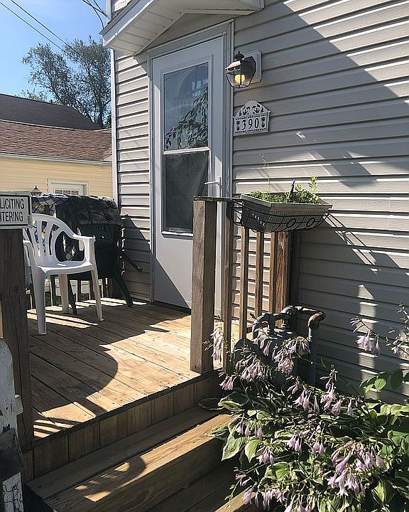 1st image of 390 Dorwil Dr