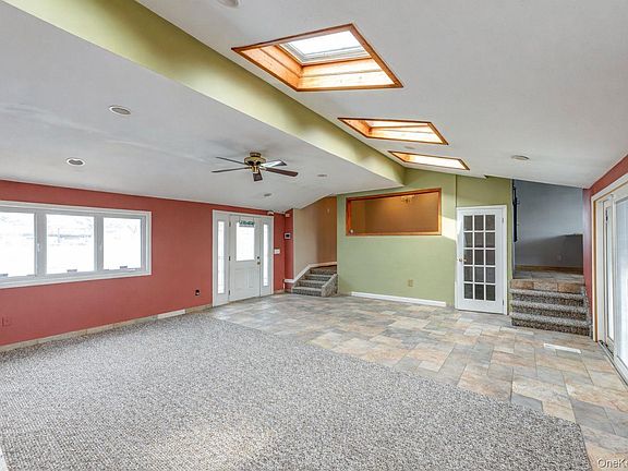 3rd image of 11 Lawrence Road