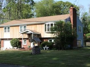 278 Robert St, Westport, MA 02790