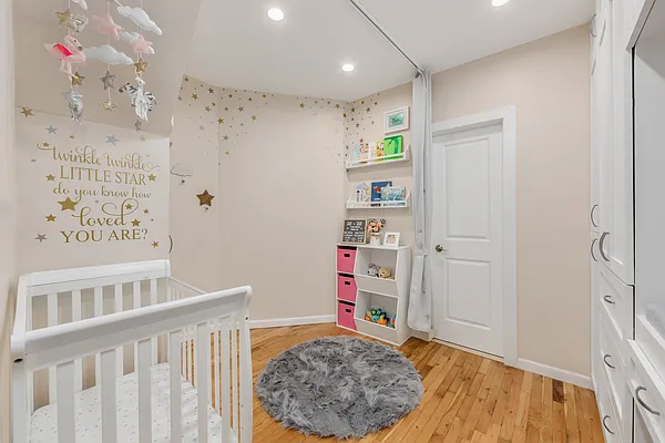 Sold by Compass | media 9
