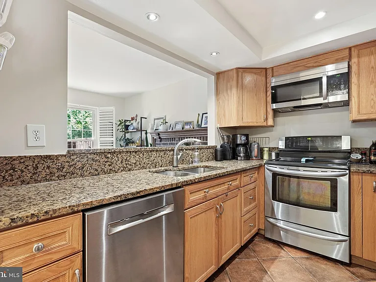 2510 S Walter Reed Dr #3 — Photo 7