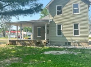 818 E 2nd St, Kewanee, IL 61443
