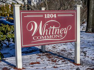 1204 Whitney Ave APT 201, Hamden, CT 06517