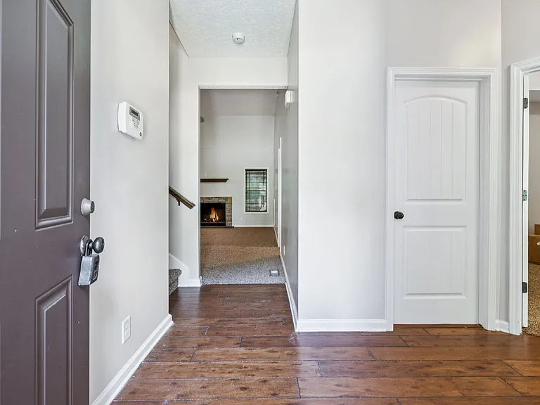 634 Hidden Valley Dr — Photo 14