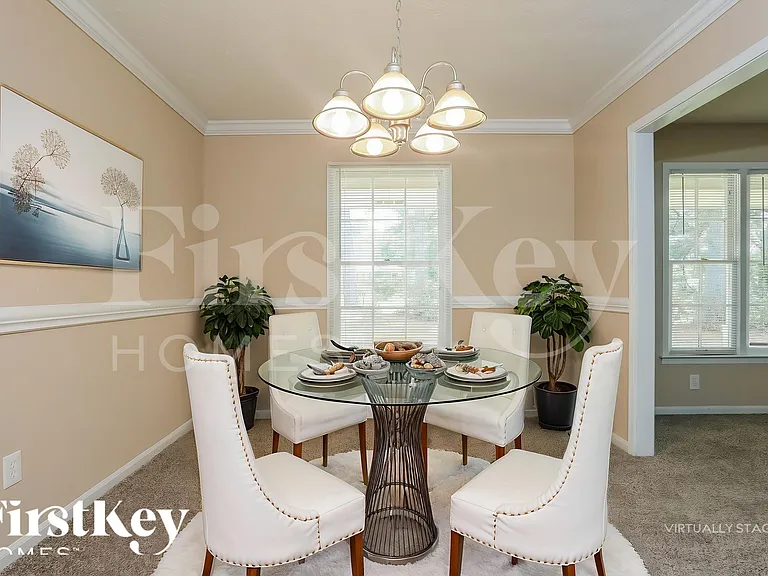 1348 Yates Ave — Photo 6