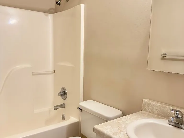 105 Honeysuckle Rd — Photo 18