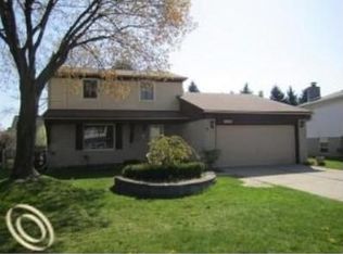 43128 Hartwick Dr, Sterling Heights, MI 48313